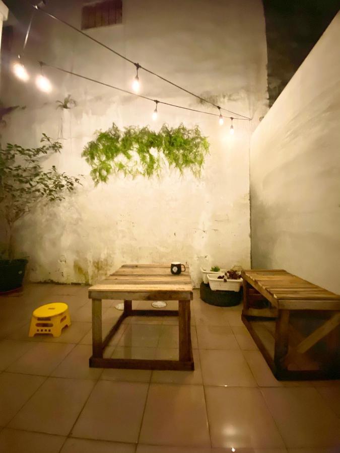 白狗公寓amo B&B市區金三角 東大門夜市 Хуалянь Экстерьер фото